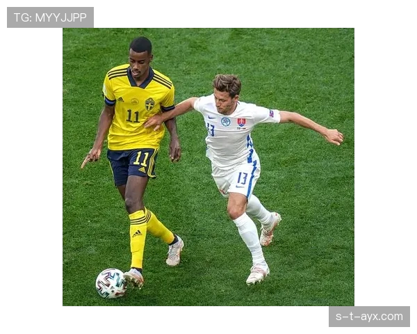 伊萨克禁区神勇发挥，助球队胜利在望