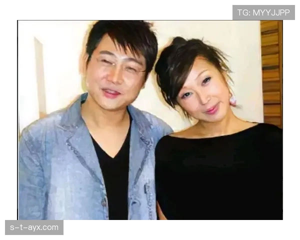 孙悦家的车库比我家还大,他老婆居然还在直播间抢9.9包邮? 孙悦家的车库比我家还大,他老婆居然还在直播间抢9.9包邮?